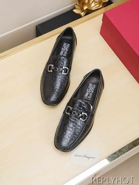 Ferragamo  2020 Mens Leather Loafer