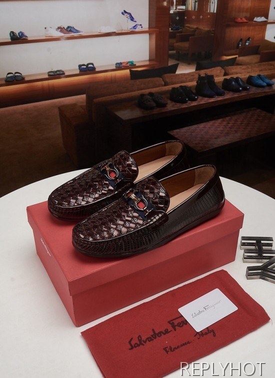 Ferragamo  2020 Mens Leather Loafer