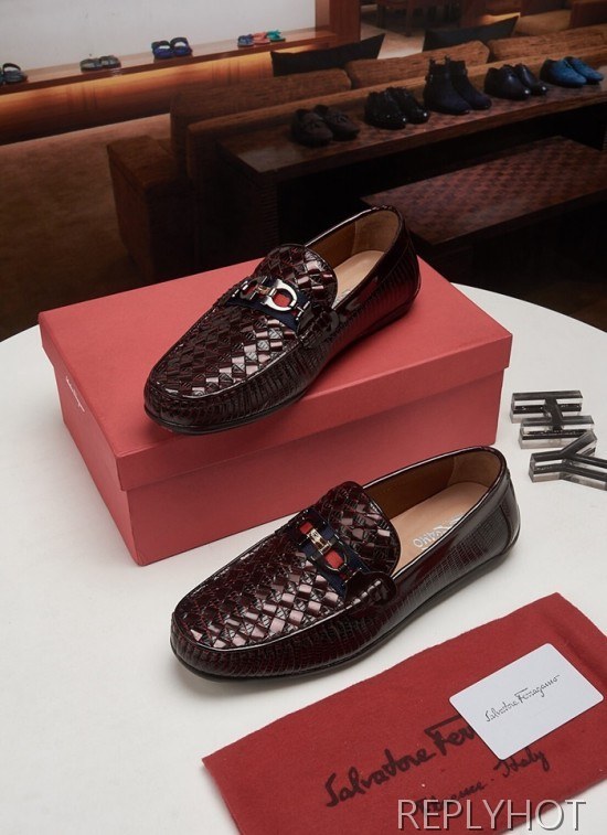 Ferragamo  2020 Mens Leather Loafer