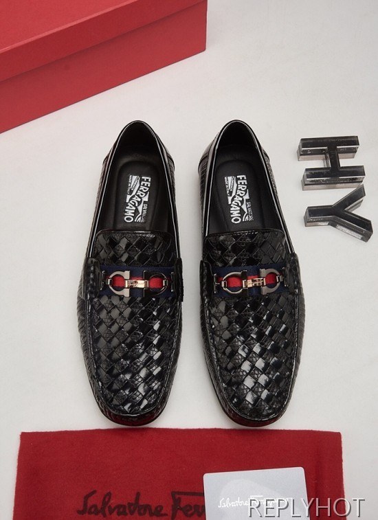 Ferragamo  2020 Mens Leather Loafer