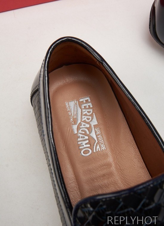 Ferragamo  2020 Mens Leather Loafer