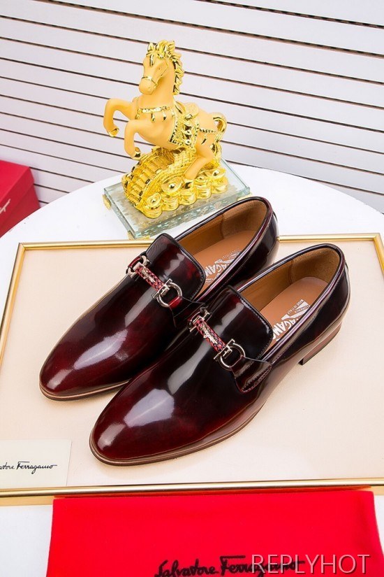 Ferragamo  2020 Mens Leather Loafer