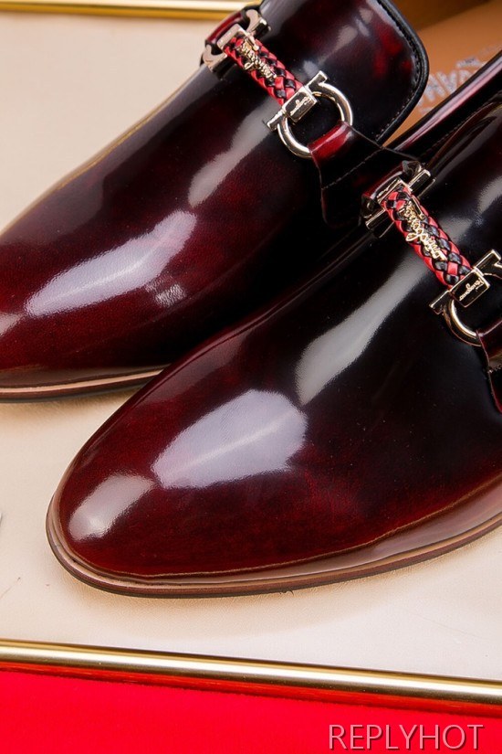 Ferragamo  2020 Mens Leather Loafer