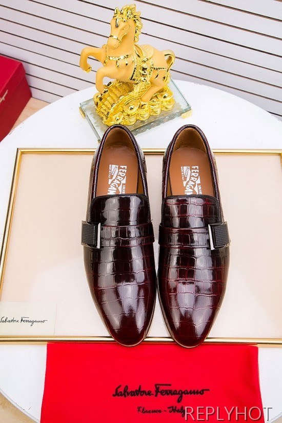 Ferragamo  2020 Mens Leather Loafer