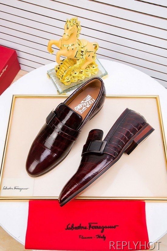 Ferragamo  2020 Mens Leather Loafer