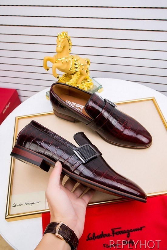 Ferragamo  2020 Mens Leather Loafer