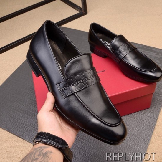 Ferragamo  2020 Mens Leather Loafer