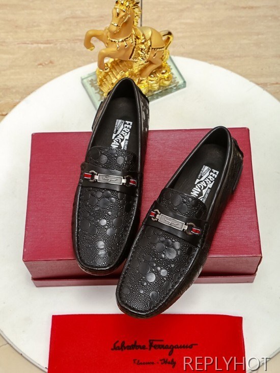 Ferragamo  2020 Mens Leather Loafer