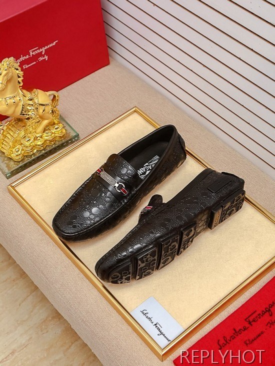 Ferragamo  2020 Mens Leather Loafer