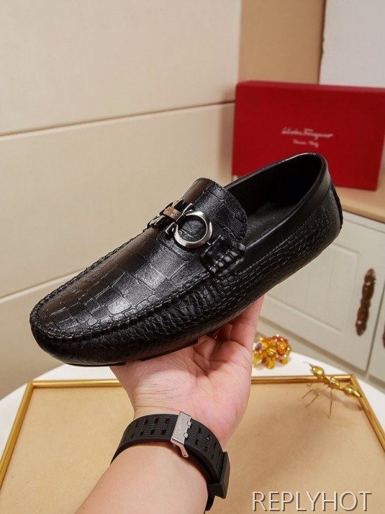 Ferragamo  2020 Mens Leather Loafer