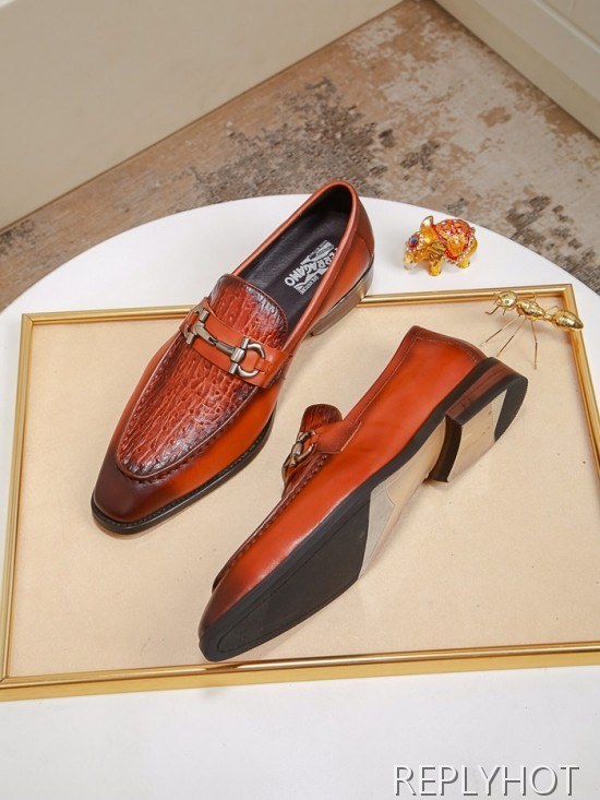 Ferragamo  2020 Mens Leather Loafer