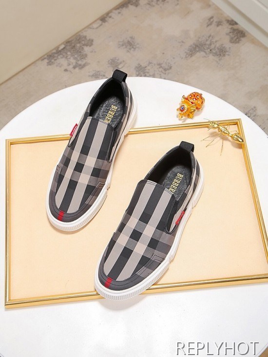 Burberry 2020 Mens Slip On