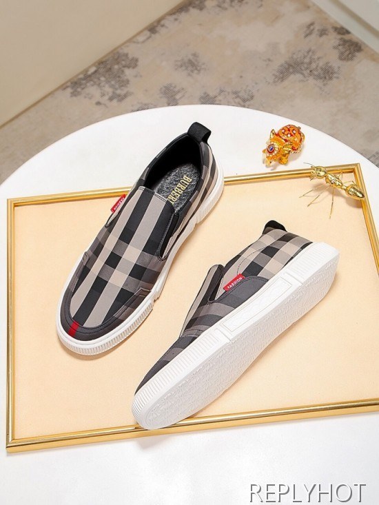 Burberry 2020 Mens Slip On