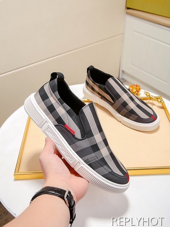 Burberry 2020 Mens Slip On
