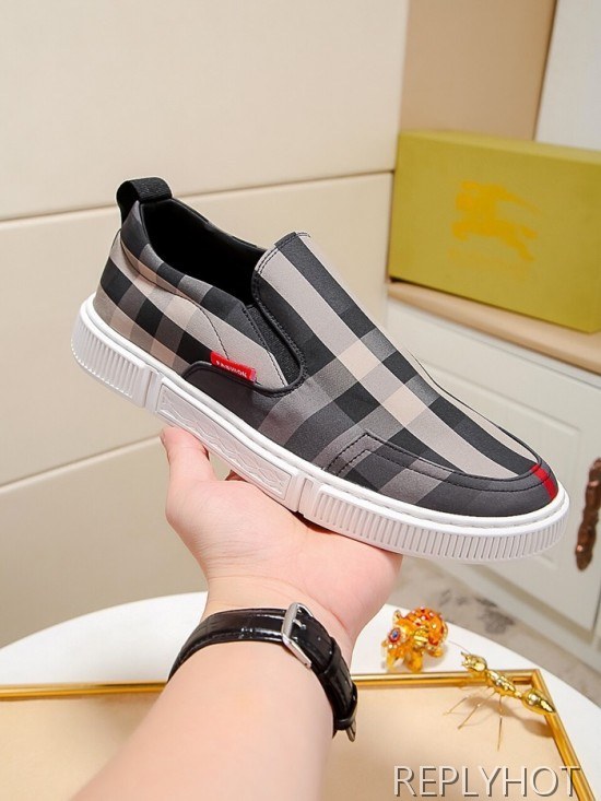 Burberry 2020 Mens Slip On