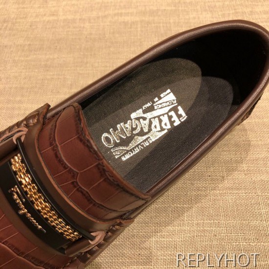 Ferragamo  2020 Mens Leather Loafer