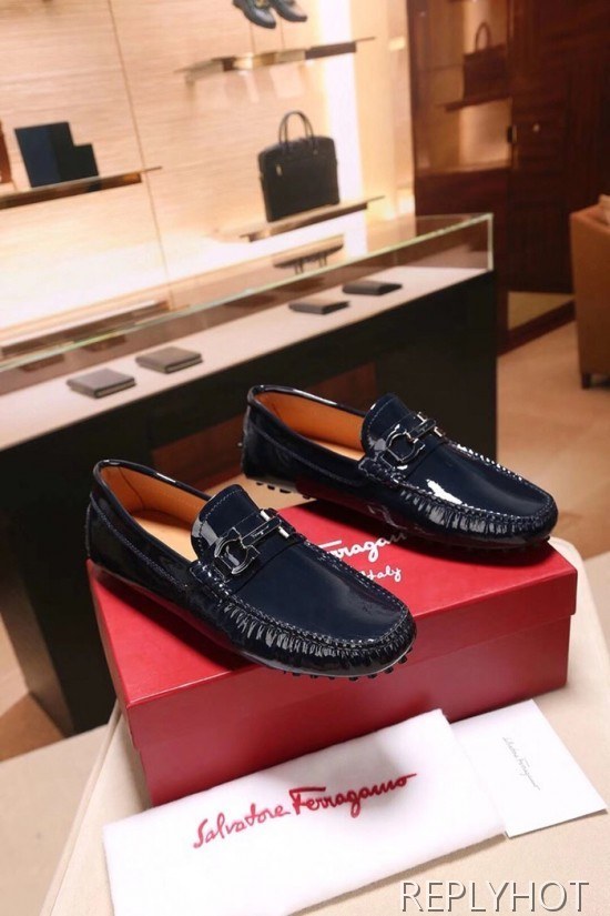 Ferragamo  2020 Mens Leather Loafer