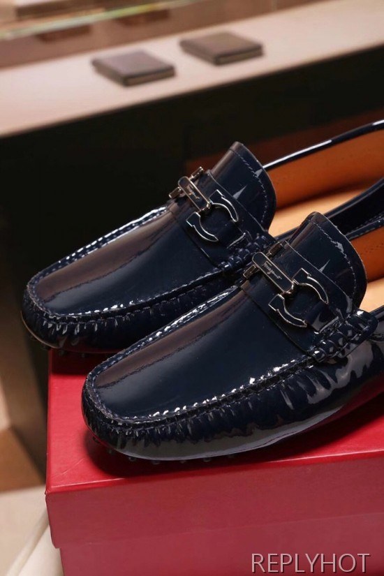 Ferragamo  2020 Mens Leather Loafer