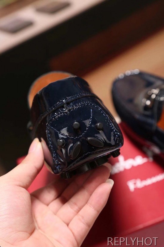 Ferragamo  2020 Mens Leather Loafer