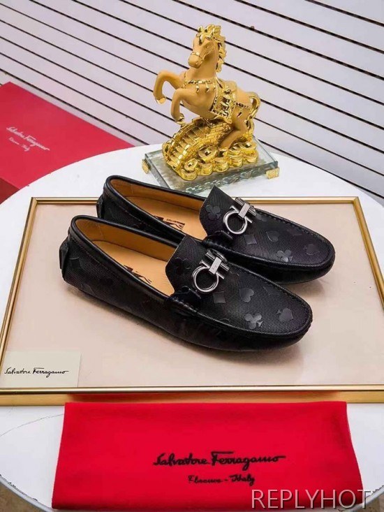 Ferragamo  2020 Mens Leather Loafer