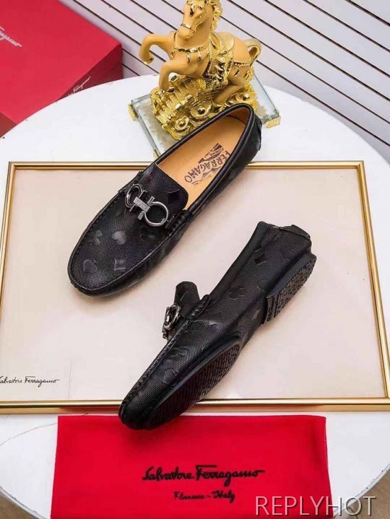Ferragamo  2020 Mens Leather Loafer