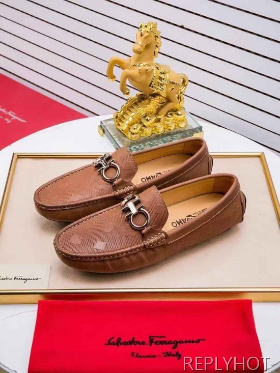 Ferragamo  2020 Mens Leather Loafer