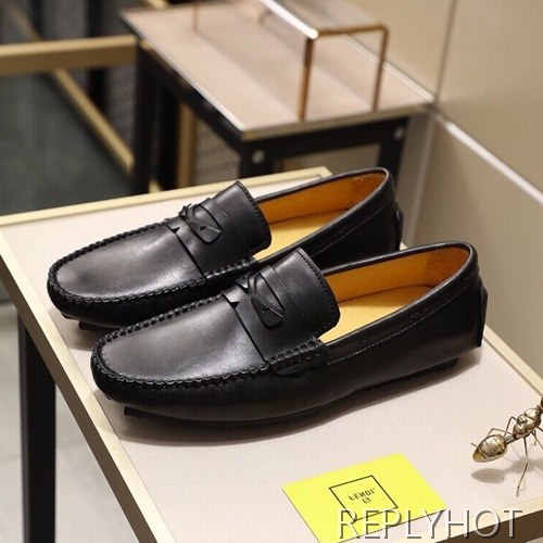 Fendi 2020 Mens Leather Loafer