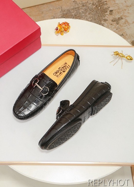 Ferragamo  2020 Mens Leather Loafer
