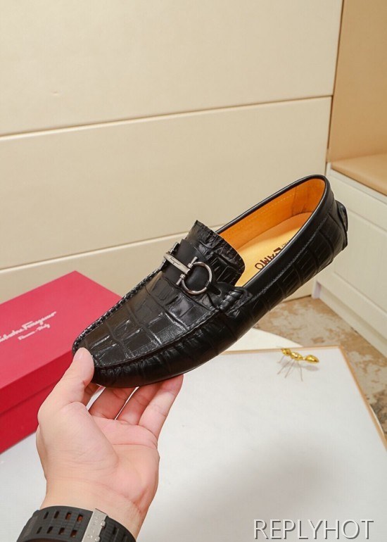 Ferragamo  2020 Mens Leather Loafer
