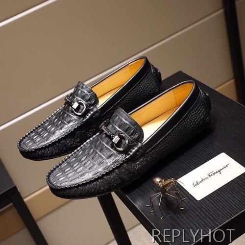Ferragamo  2020 Mens Leather Loafer