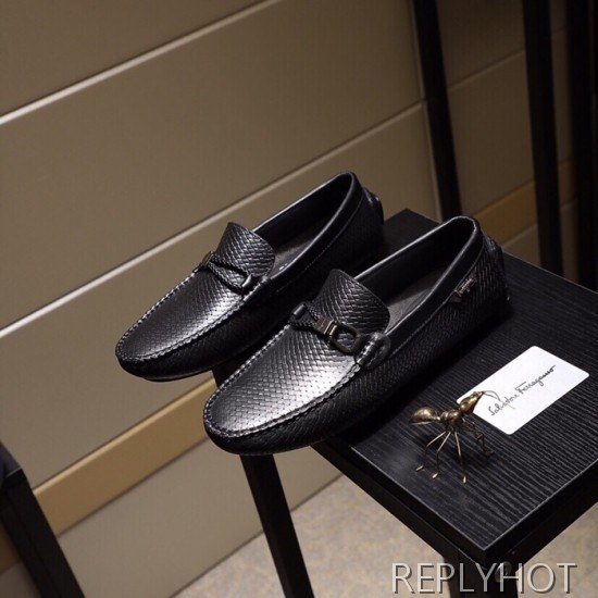 Ferragamo  2020 Mens Leather Loafer