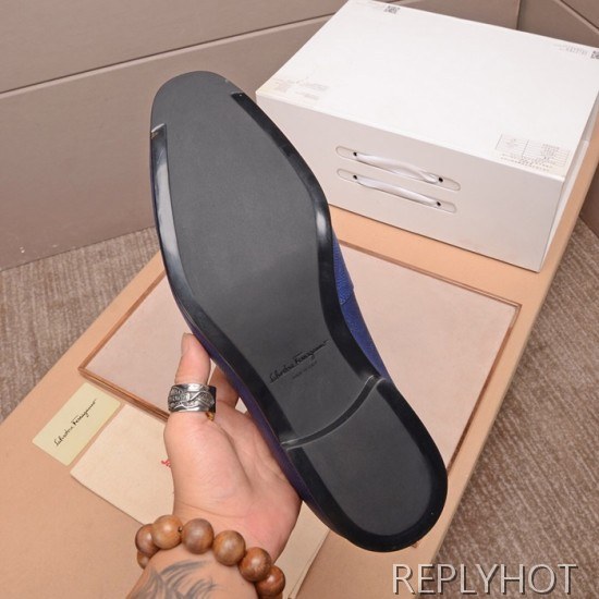 Ferragamo  2020 Mens Leather Loafer