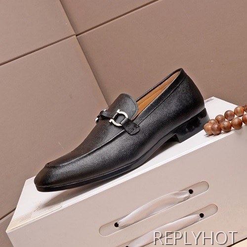 Ferragamo  2020 Mens Leather Loafer