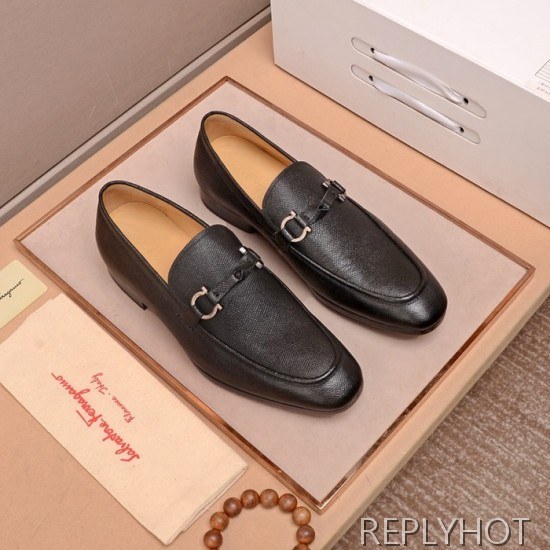 Ferragamo  2020 Mens Leather Loafer