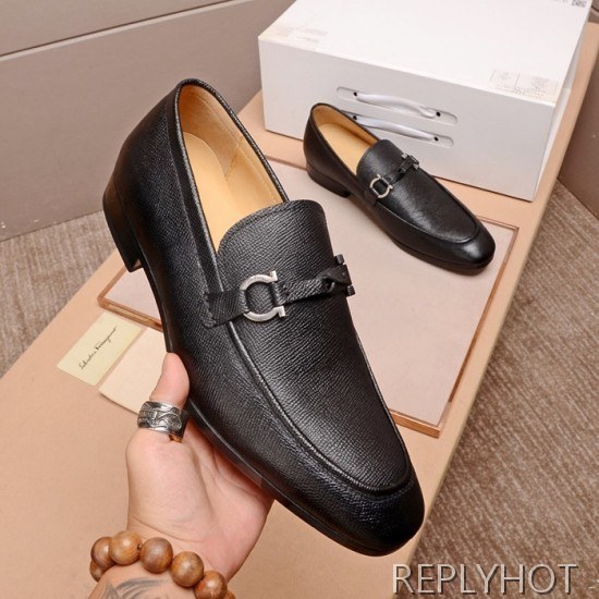 Ferragamo  2020 Mens Leather Loafer