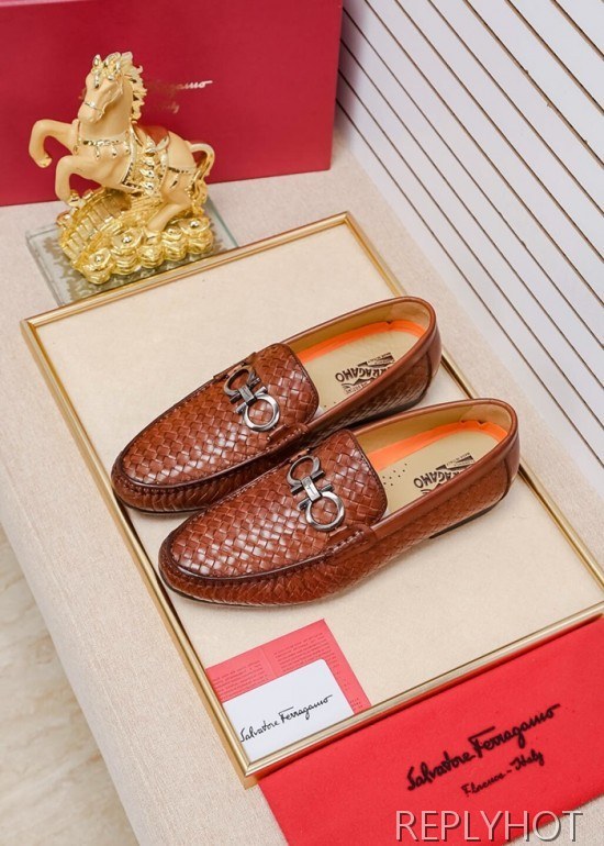Ferragamo  2020 Mens Leather Loafer