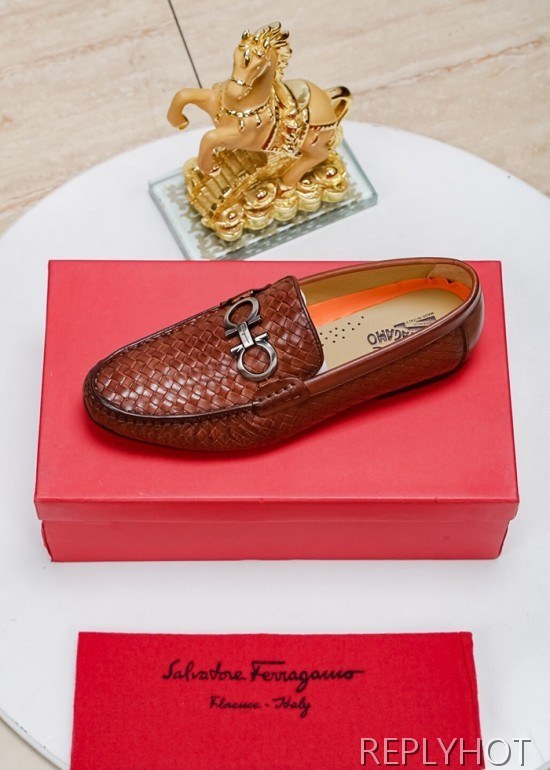 Ferragamo  2020 Mens Leather Loafer