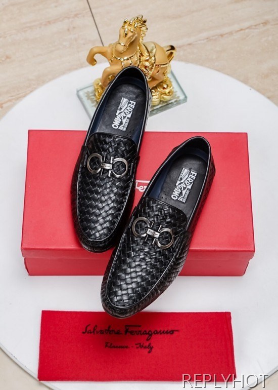 Ferragamo  2020 Mens Leather Loafer