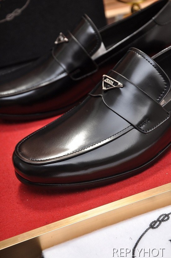 Prada 2020 Mens Leather Loafer