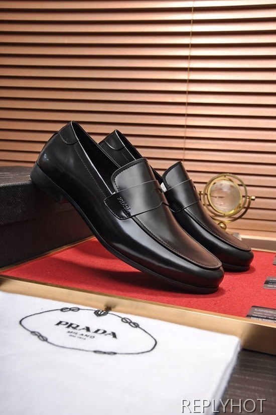 Prada 2020 Mens Leather Loafer