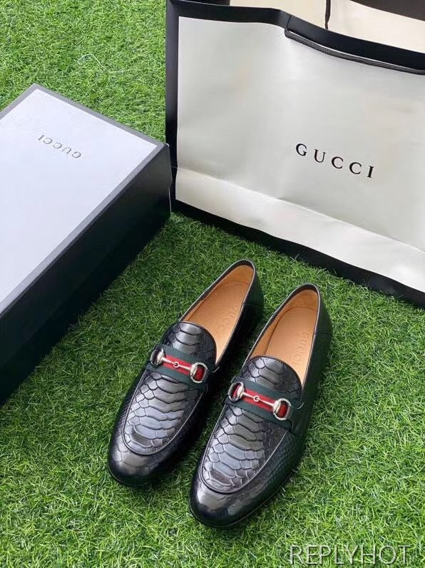 구찌 2020 스트라이프 크로커다일패턴 홀스빗로퍼