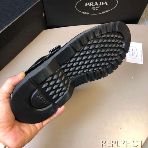 프라다 2020 스트랩 윙팁로퍼