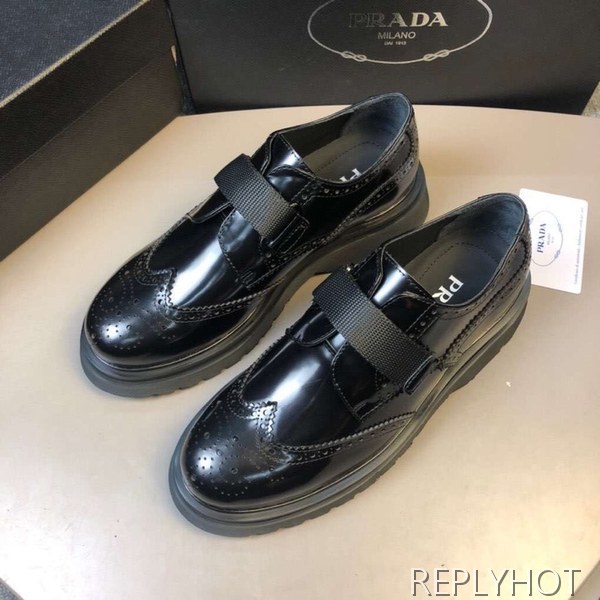 프라다 2020 스트랩 윙팁로퍼