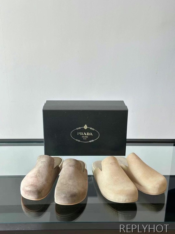 프라다 2025 로고 엠보 샌들 슬리퍼 신발