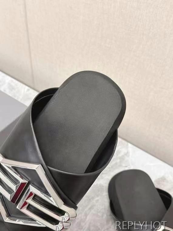 발렌시아가 2025 BB로고 와펜 슬리퍼 샌들 뮬