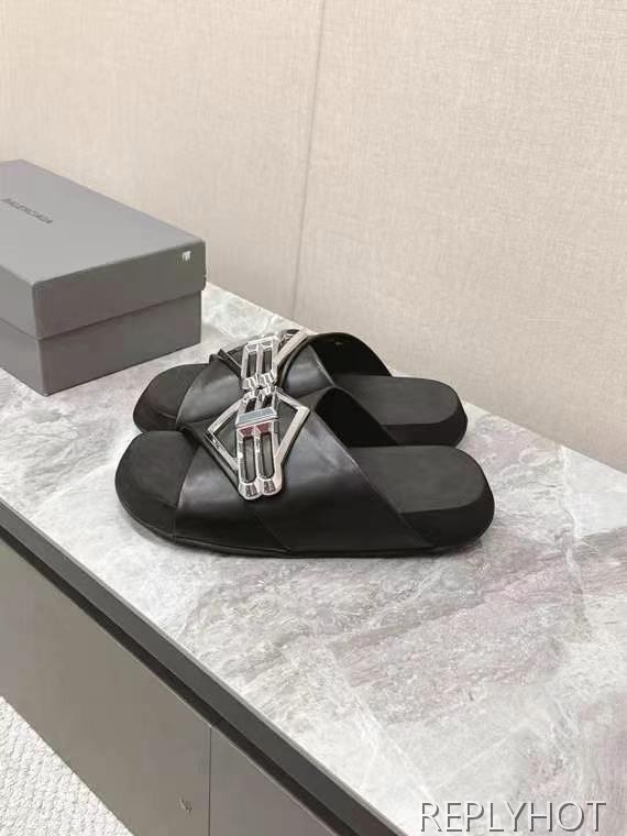 발렌시아가 2025 BB로고 와펜 슬리퍼 샌들 뮬