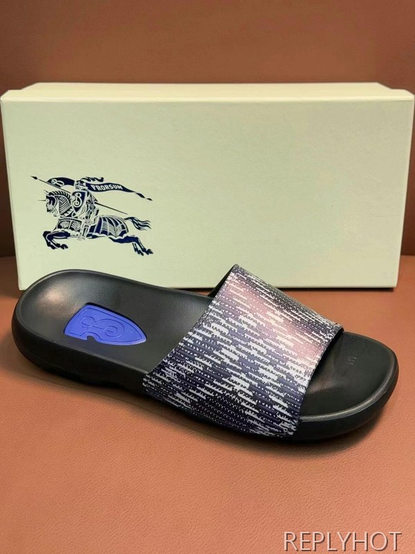 버버리 2025 체크 다이브 샌들 뮬 슬라이드 슬리퍼