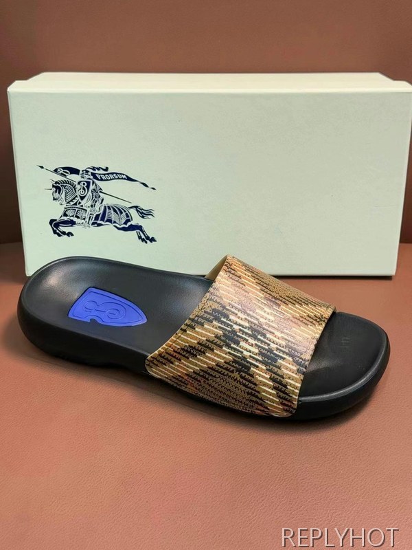 버버리 2025 체크 다이브 샌들 뮬 슬라이드 슬리퍼