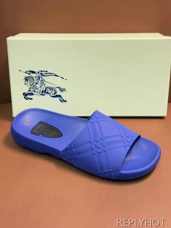 버버리 2025 체크 다이브 샌들 뮬 슬라이드 슬리퍼