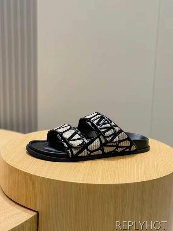 발렌티노 2025 VLogo Toile Iconographe double strap 샌들 슬리퍼
